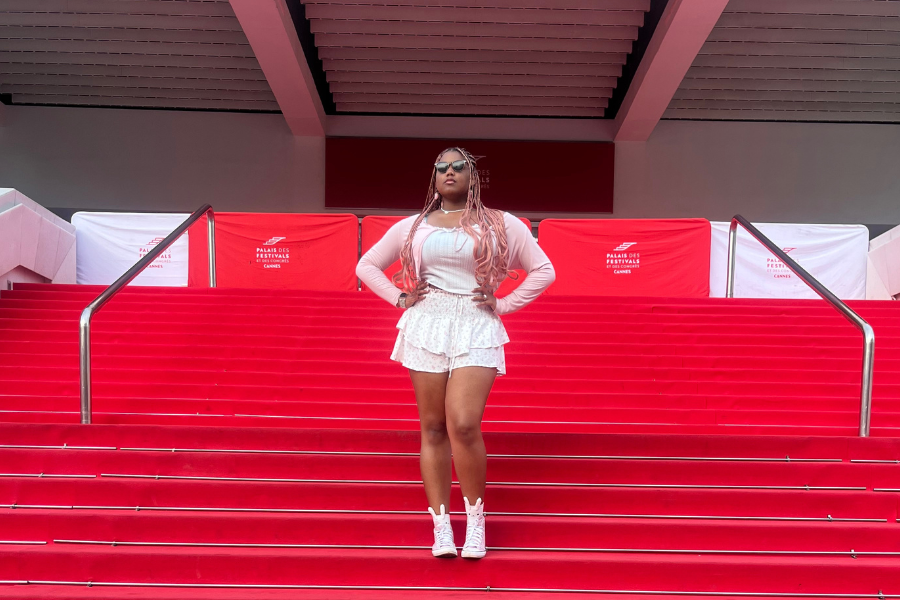 شارلي في شهر مايو في مدينة كان