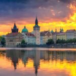 هؤلاء الطلاب الجامعيين درسوا في الخارج في جمهورية التشيك