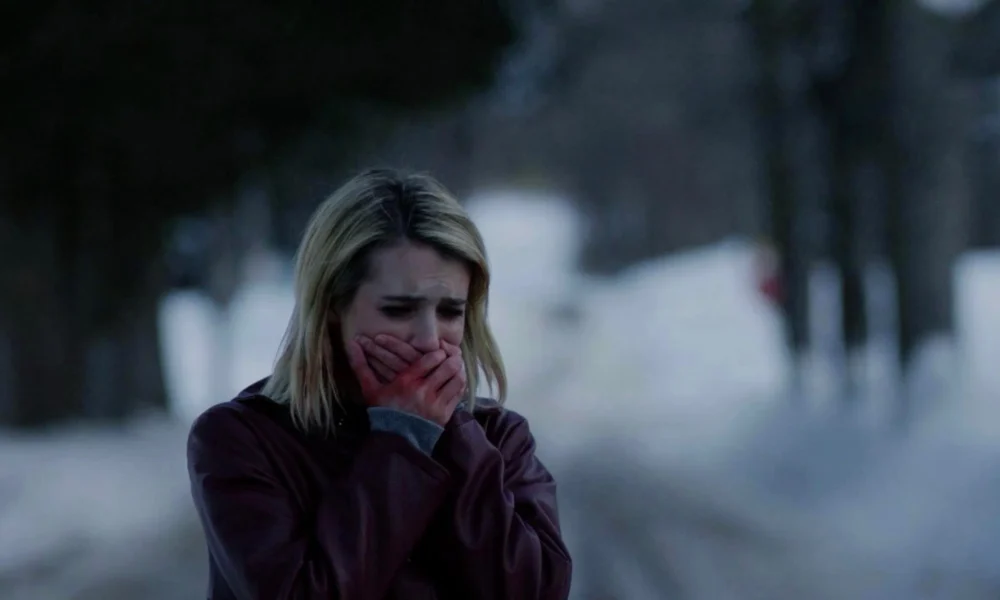 لماذا تظل ابنة المعطف الأسود التحفة الفنية الأكثر إغفالًا في A24؟