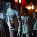 7 أفلام رعب حيث قرار واحد سيء يدمر كل شيء