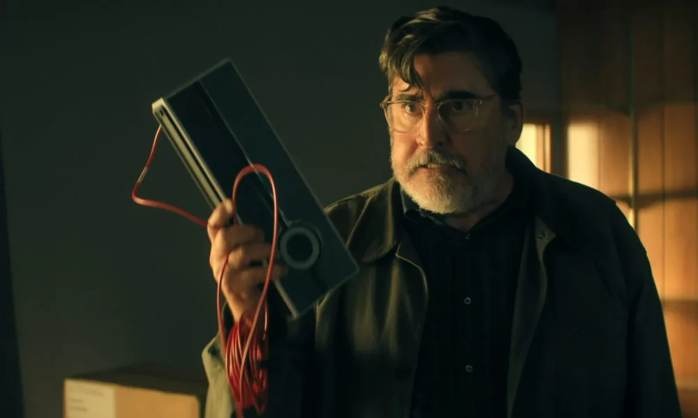 الأخوان دفر يجلبان الرعب إلى دور التقاعد في “الأحياء”